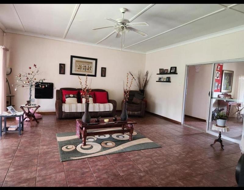 4 Bedroom Property for Sale in Kuruman Northern Cape